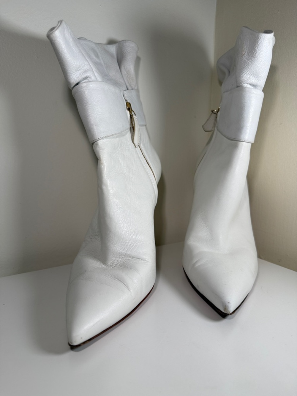 Aquazzura White Pointed-Toe Stiletto Ankle Boots with Buckle Strap, size 40 - Picture 6 of 16